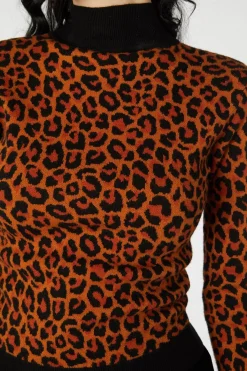 Cruisin For A Bruisin Knit