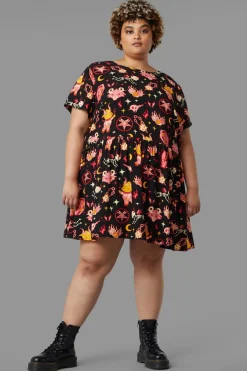 Curve Hellish Dress