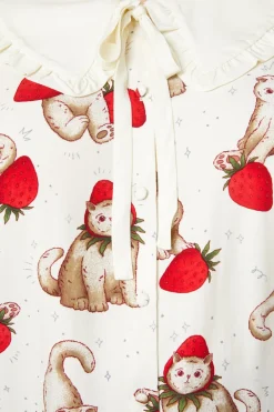 Curve Kitty Kisses Collar Blouse