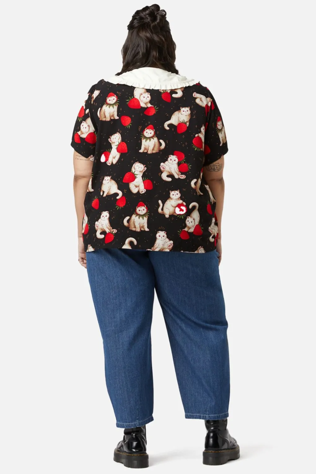 Curve Kitty Kisses Collar Blouse