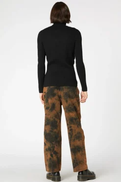 Danger Unisex Knitted Skivv