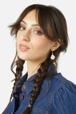 Drop Daisy Earrings