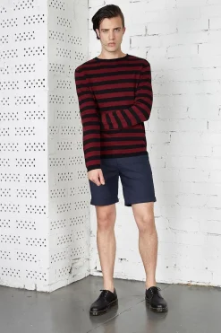 Hold The Rabbit Short