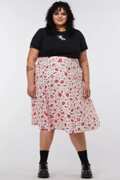 Kiss And Makeup Skirt Curve