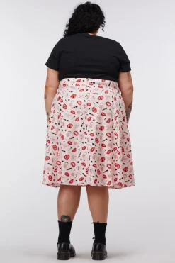 Kiss And Makeup Skirt Curve