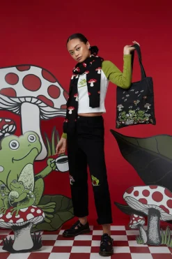 Musical Frogs Woven Tote