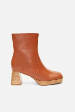 Platform Heel Boot