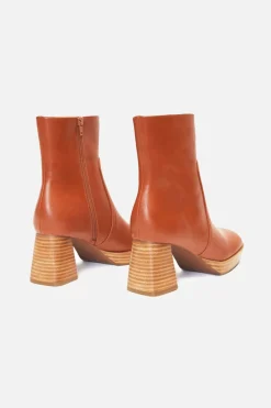 Platform Heel Boot