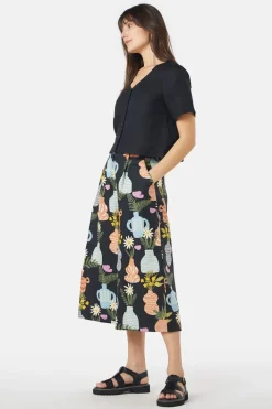 Pretty Vases Skort
