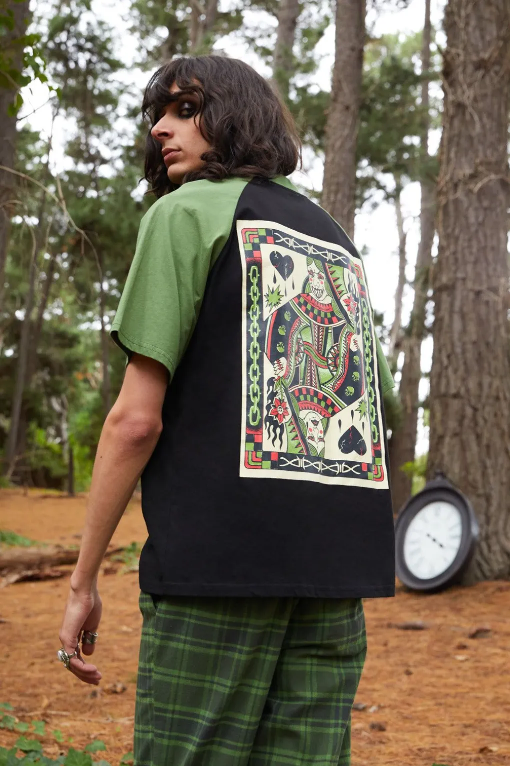 Queens Temper Raglan Tee