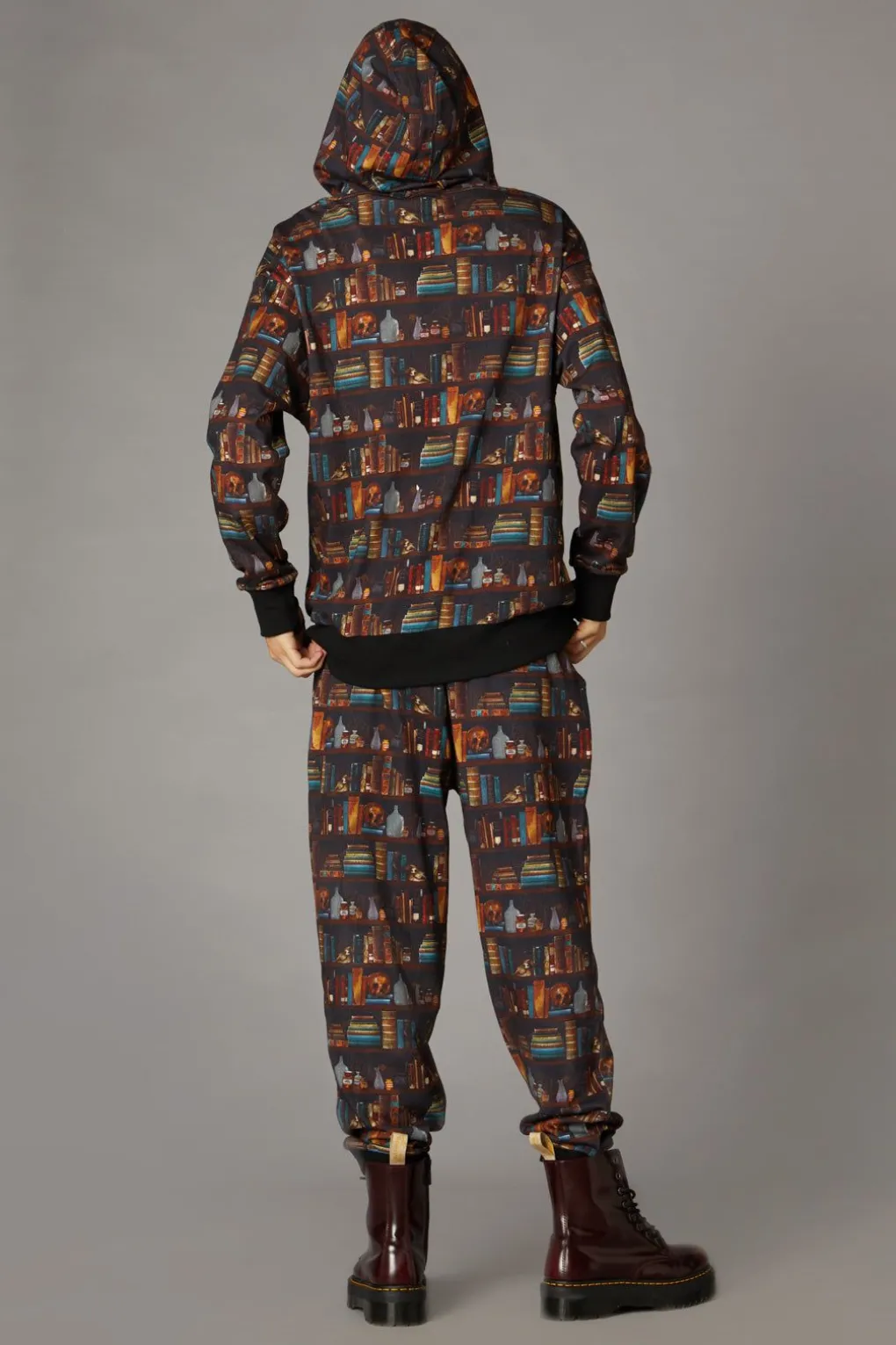 Shellys Library Print Hoodi