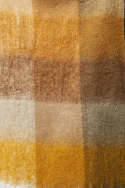 Snuggle Check Scarf